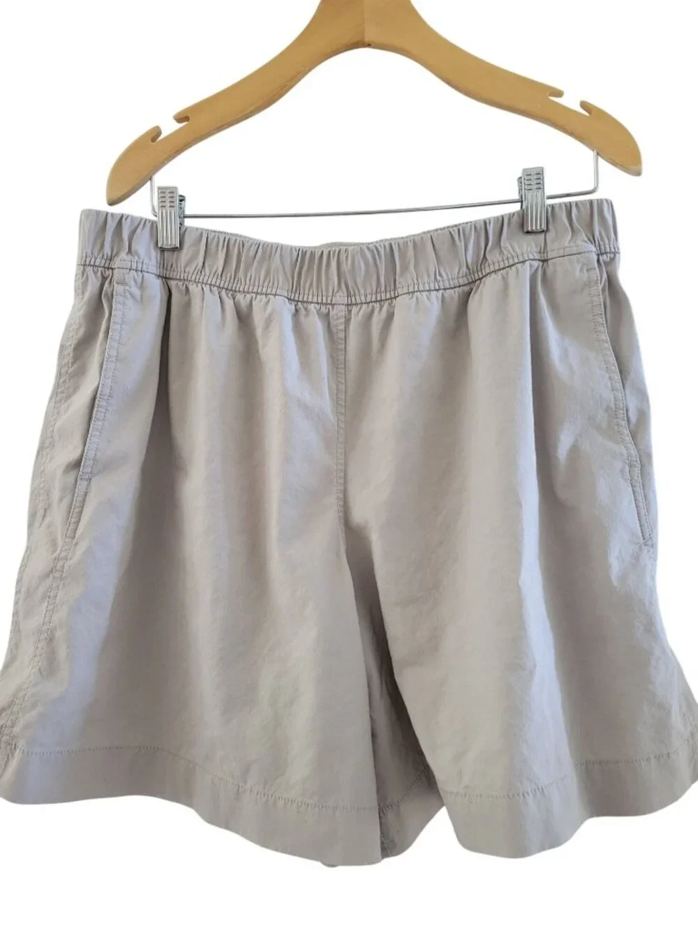 Lululemon Athletica Womens Shorts Linen Blend size XL Granola Girl Gorpcore Prep